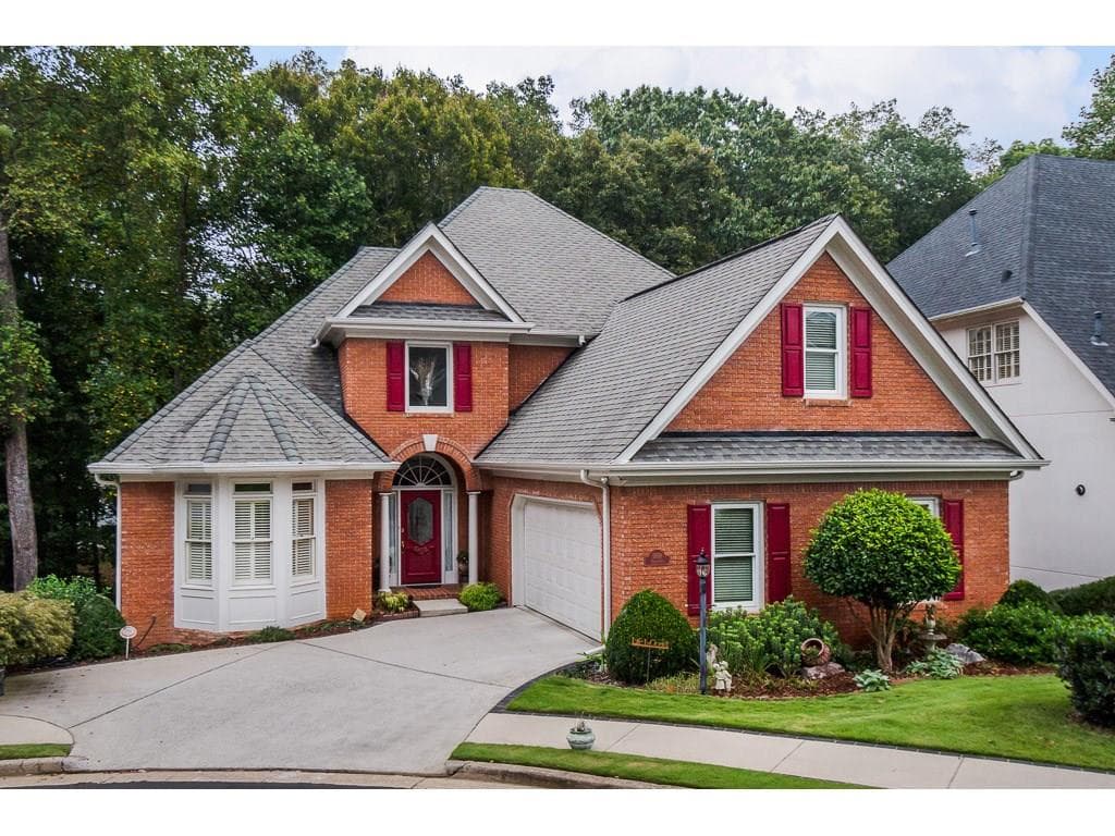 3 bedroom, 3,010 sq ft single family residence sold at 3858 Sidestreet, Brookhaven, GA 30341