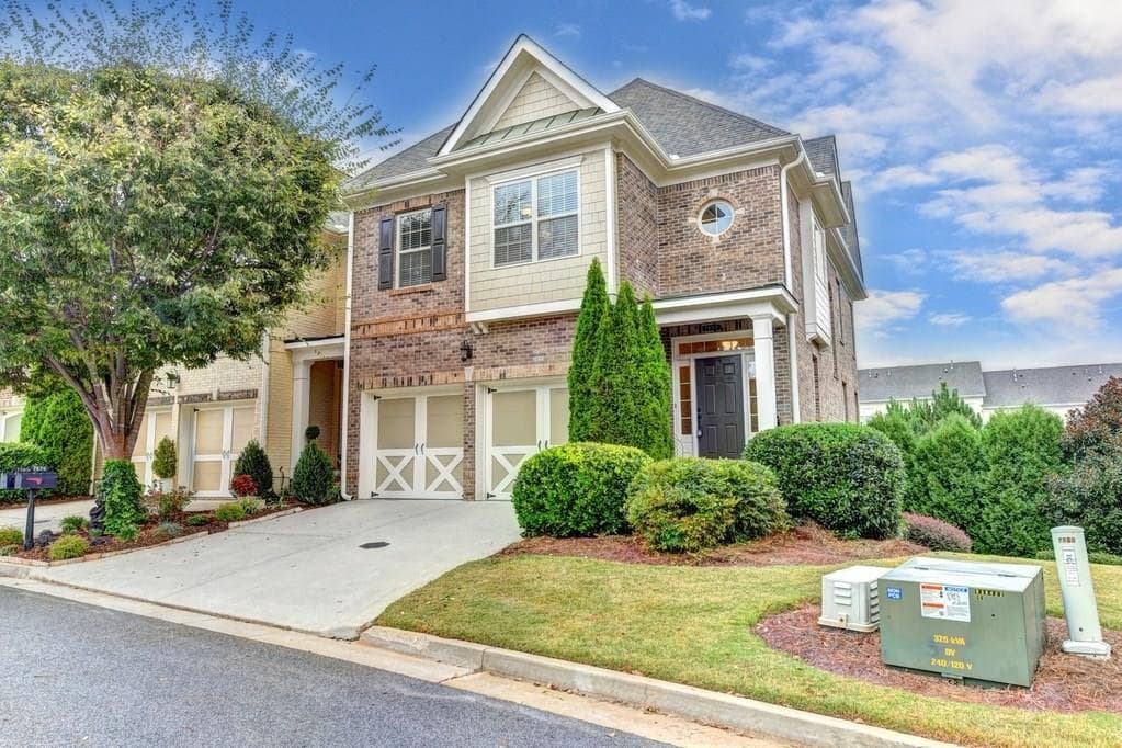 7570 Jamestown Drive, Alpharetta, GA 30005 — most recent listing photo