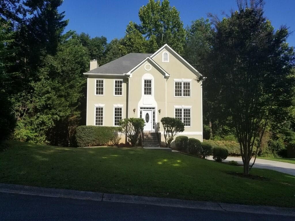 5 bedroom, 2,817 sq ft single family residence sold at 1725 Victoria Way, Kennesaw, GA 30152