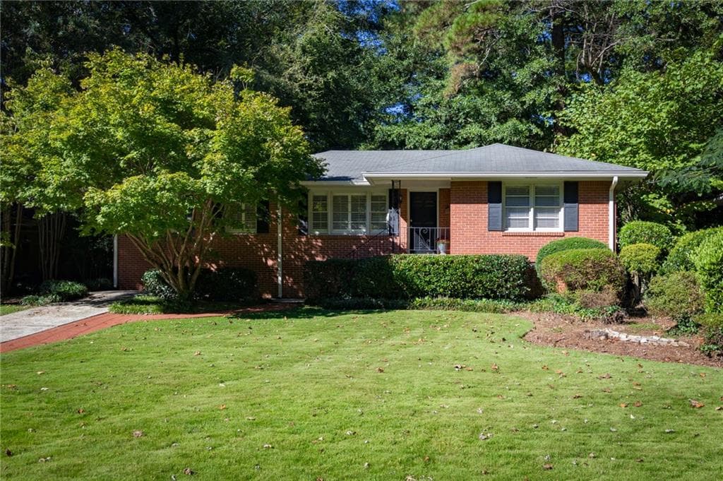 3 bedroom, 1,409 sq ft single family residence sold at 1052 N Valley Drive, Decatur, GA 30033