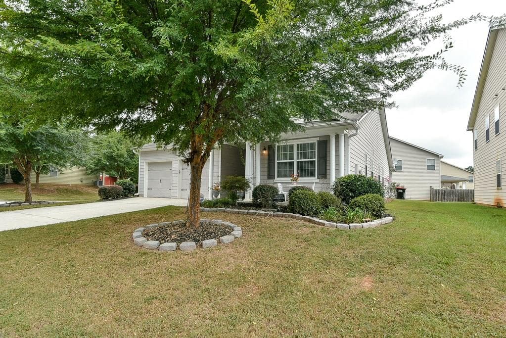 4414 S ALYSHEBA Drive, Fairburn, GA 30213 — most recent listing photo