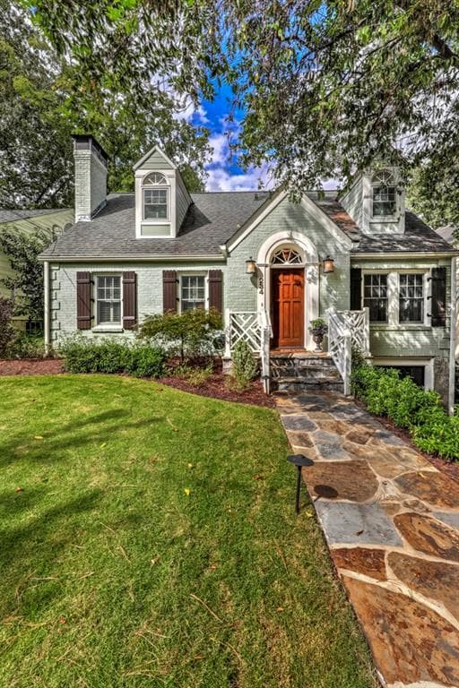 3 bedroom single family residence sold at 234 Peachtree Way, Atlanta, GA 30305