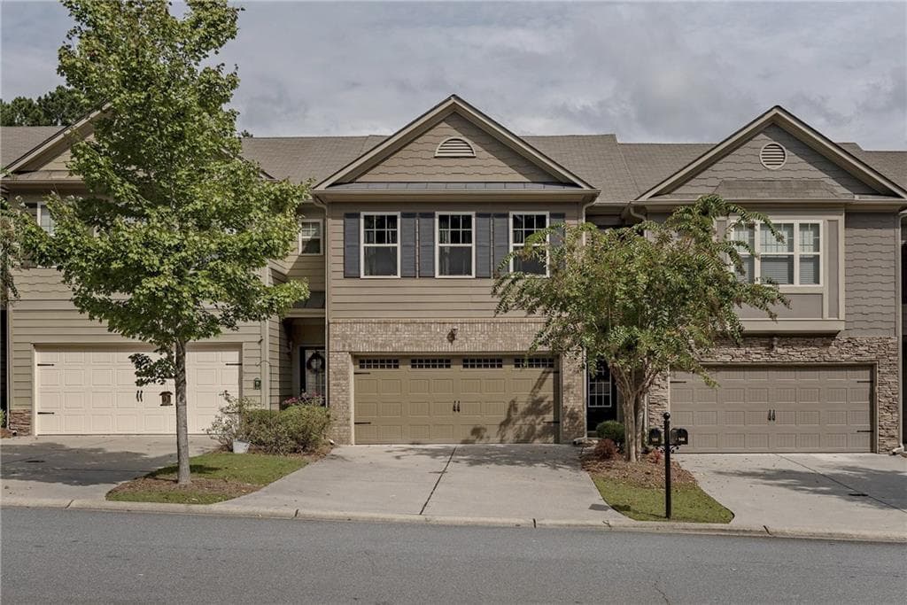 3 bedroom, 1,800 sq ft townhouse sold at 150 Sunset Lane, Woodstock, GA 30189