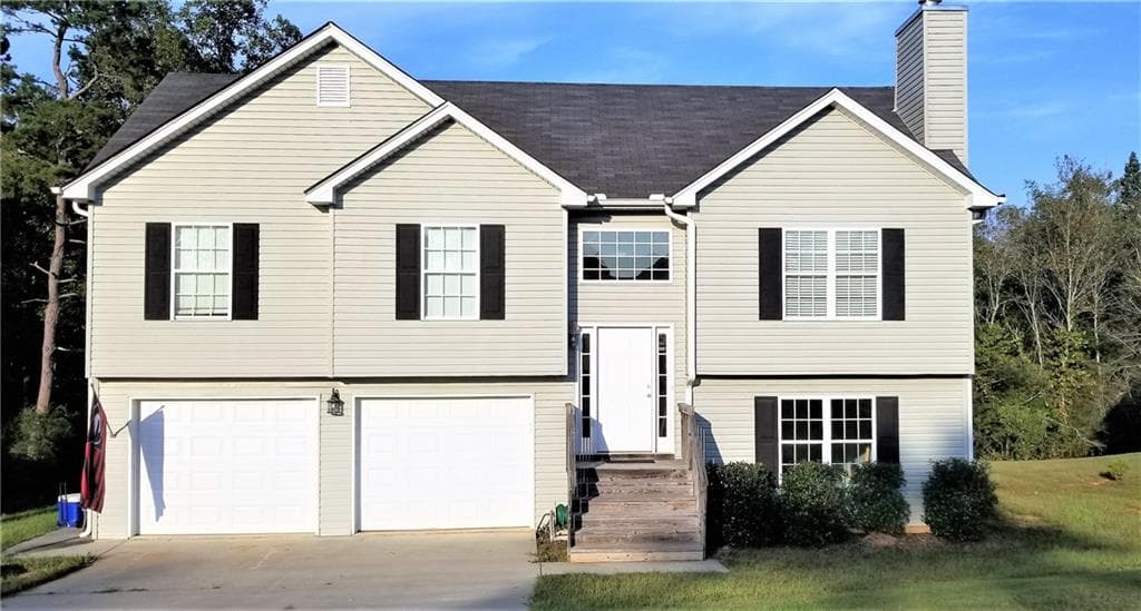 5416 Latham Manor Drive, Gainesville, GA 30506 — most recent listing photo