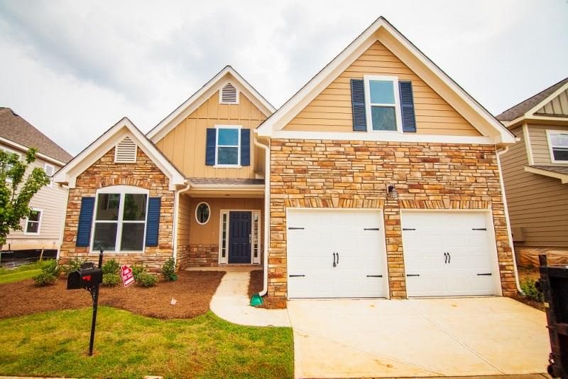 4 bedroom single family residence sold at 470 Best Friends Turn Alley, Mcdonough, GA 30252