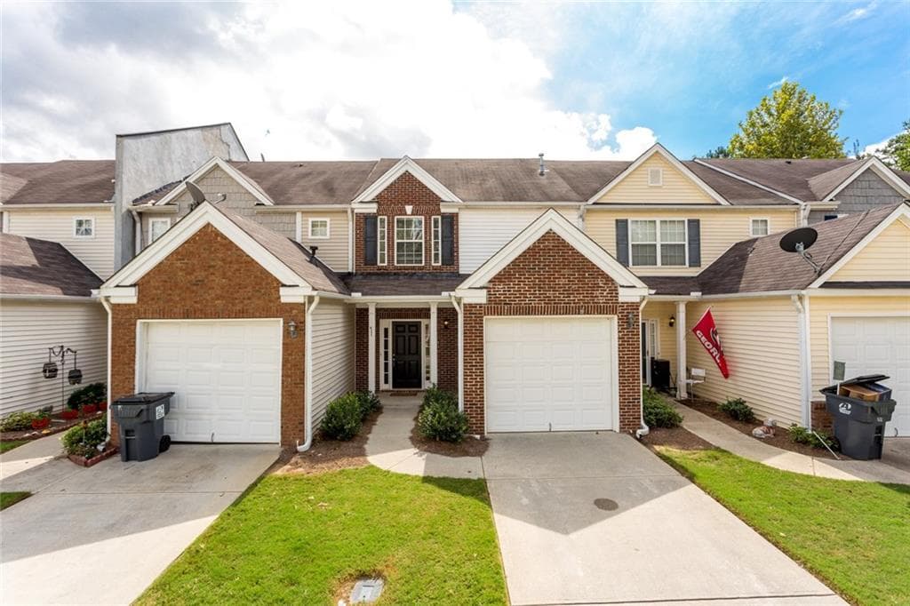 2 bedroom, 1,565 sq ft townhouse sold at 1525 Paramount View Trace, Sugar Hill, GA 30518