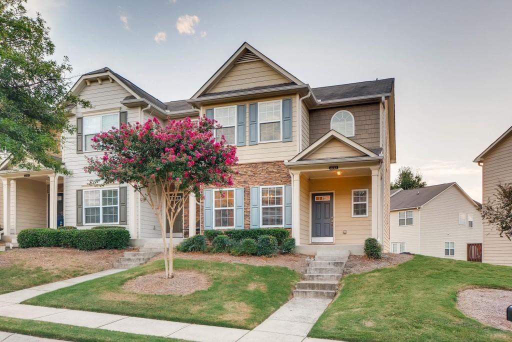 2722 Cedar Drive, Lawrenceville, GA 30043 — most recent listing photo