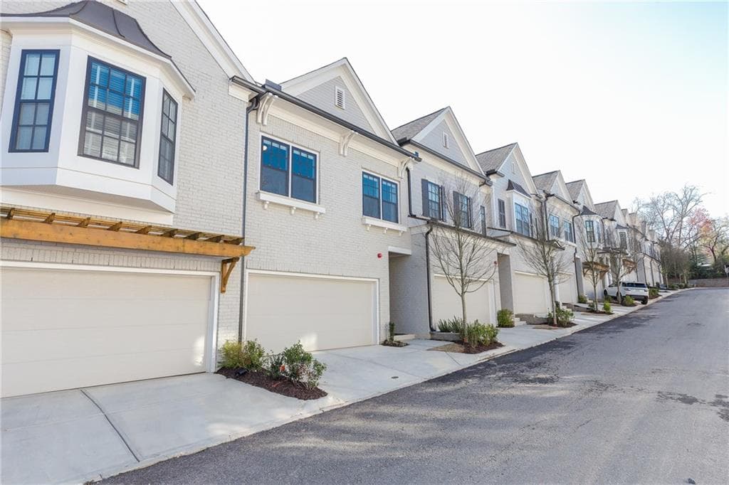 400 Summerhour Street, Marietta, GA 30060 — most recent listing photo