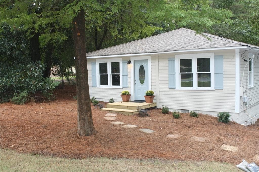 3 bedroom, 1,187 sq ft single family residence sold at 1385 Mayfield Road, Alpharetta, GA 30009