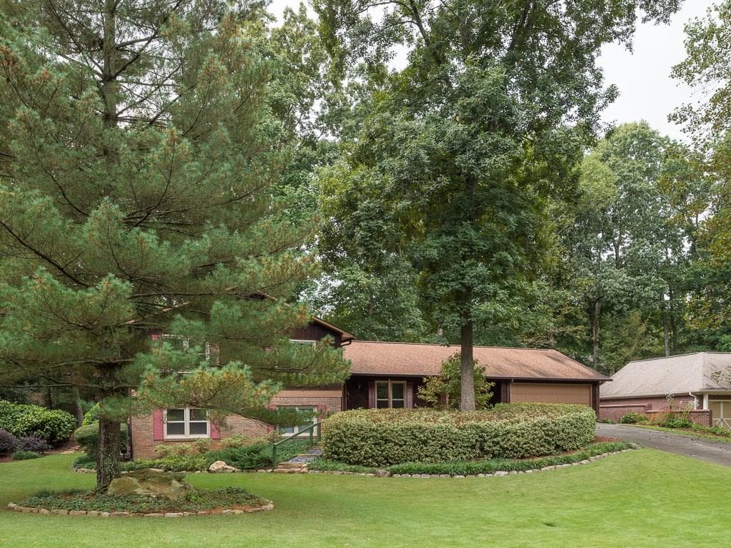2190 Old Orchard Drive, Marietta, GA 30068 — most recent listing photo