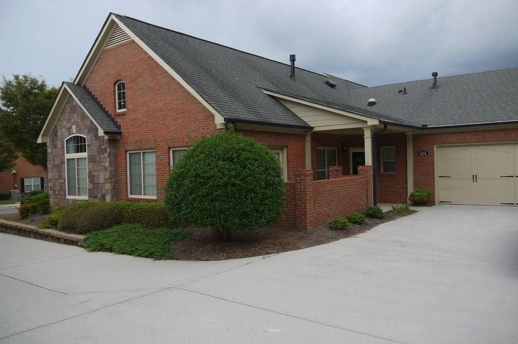 604 Brookhavenrun Circle, Duluth, GA 30097 — most recent listing photo