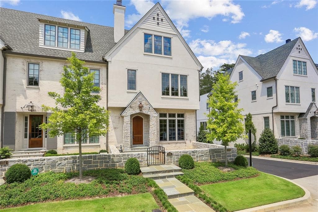 3 bedroom, 4,250 sq ft townhouse sold at 3085 PACES MILL Road 3, Atlanta, GA 30339