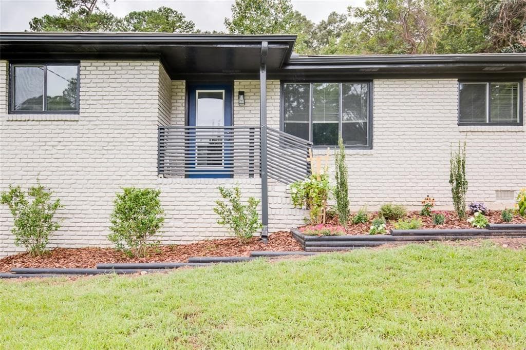 3 bedroom, 1,245 sq ft single family residence sold at 2045 Nichols Lane, Decatur, GA 30032