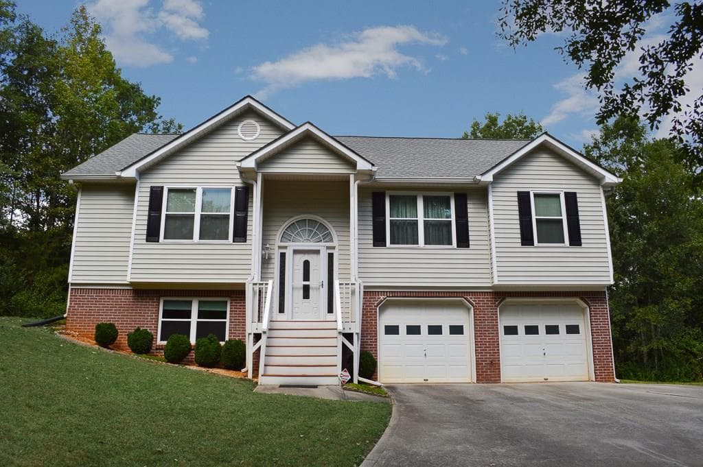 4323 Windfield Drive, Flowery Branch, GA 30542 — most recent listing photo