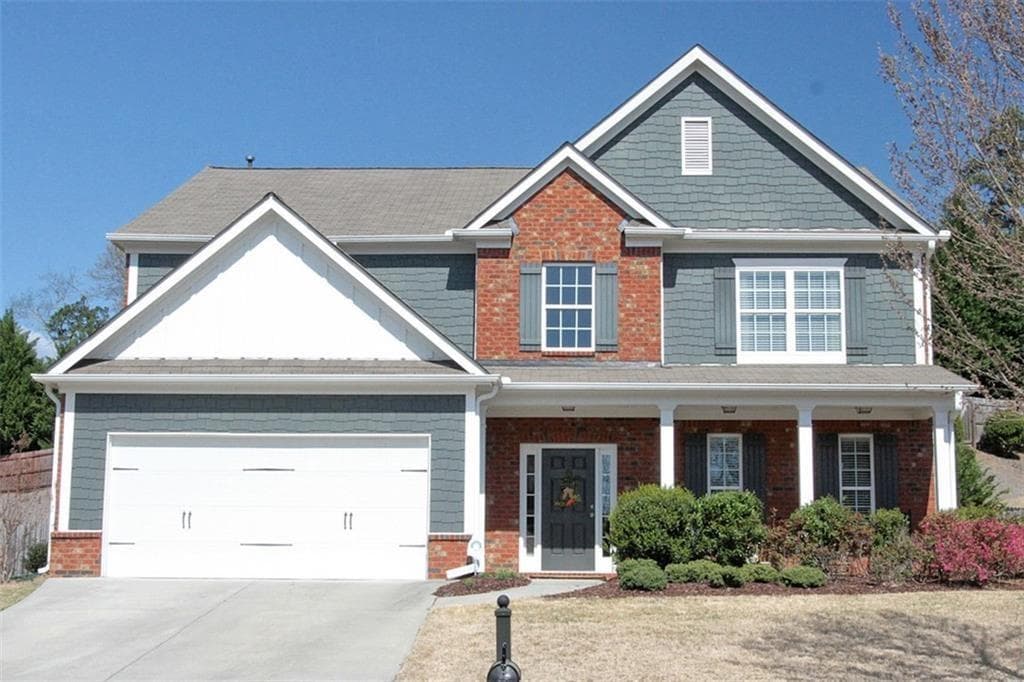 4 bedroom, 2,762 sq ft single family residence sold at 1545 Winning Colors Court, Suwanee, GA 30024