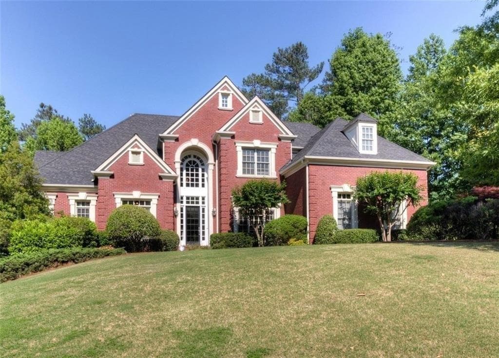 4 bedroom, 4,302 sq ft single family residence sold at 745 Lake Mist Cove, Milton, GA 30004