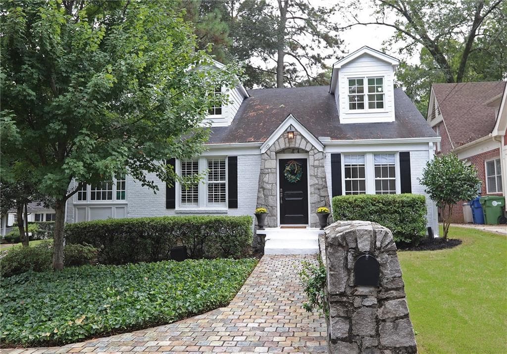 3 bedroom, 2,172 sq ft single family residence sold at 169 Ridgeland Way, Atlanta, GA 30305