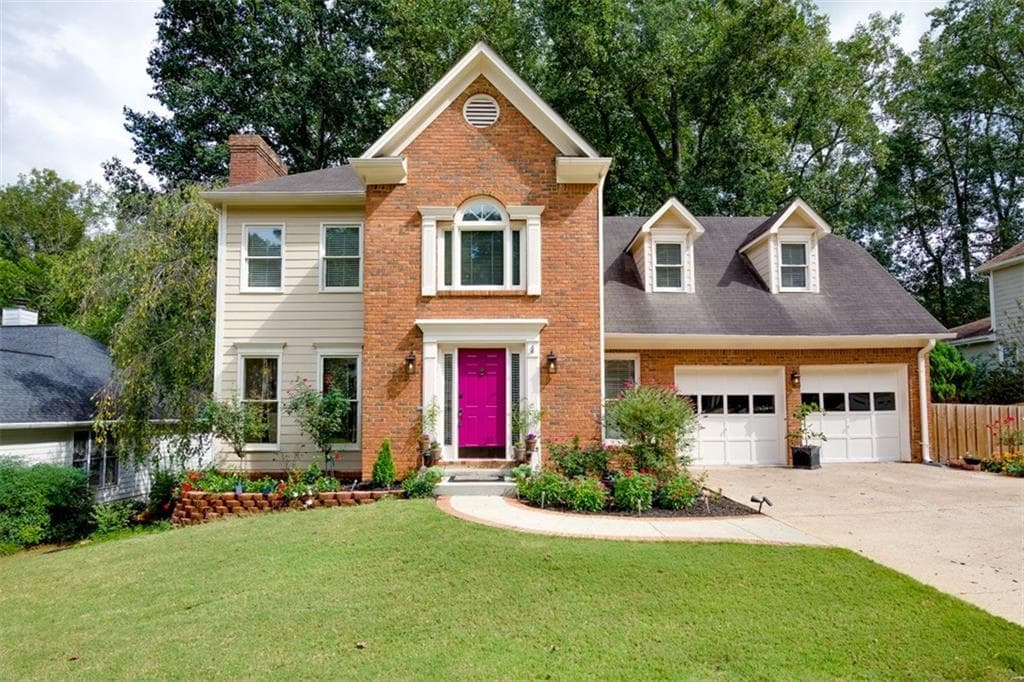 4 bedroom, 2,870 sq ft single family residence sold at 715 Whitehall Way, Roswell, GA 30076