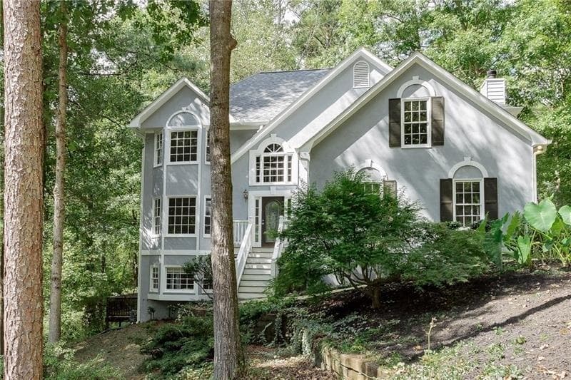 5 bedroom, 3,351 sq ft single family residence sold at 401 Lima Court, Woodstock, GA 30188