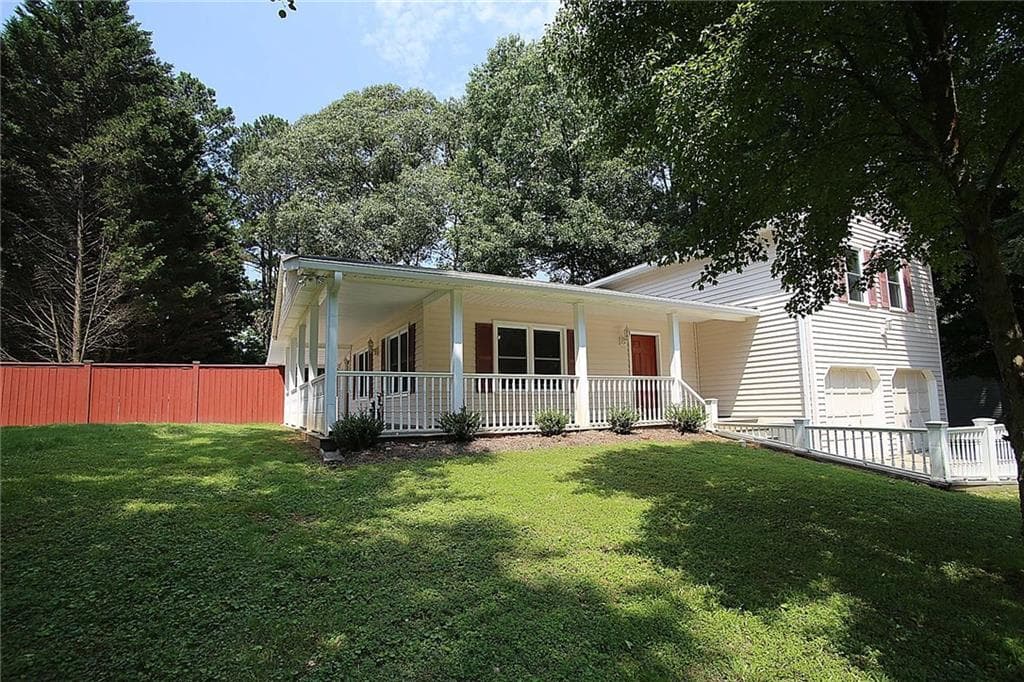 150 Sheringham Drive, Roswell, GA 30076 — most recent listing photo