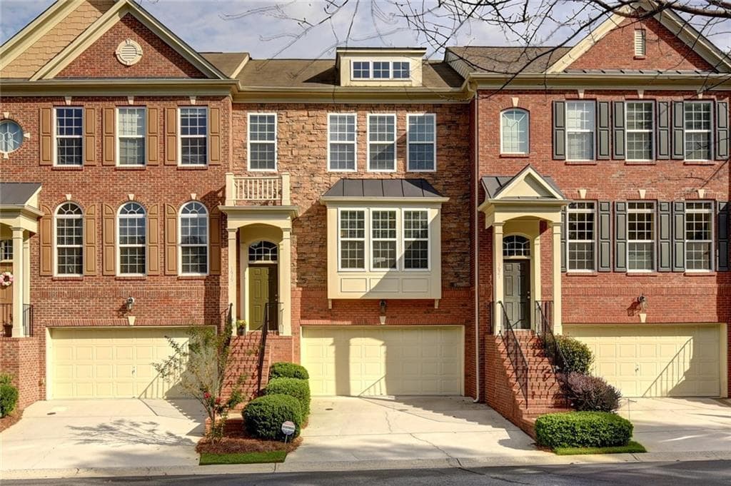 3 bedroom, 2,404 sq ft townhouse sold at 1619 Wehunt Place 14, Smyrna, GA 30082