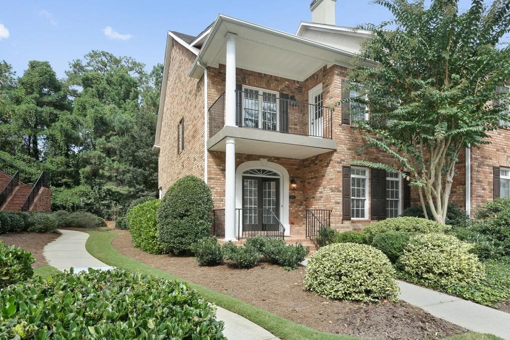 2537 Oglethorpe Circle, Brookhaven, GA 30319 — most recent listing photo