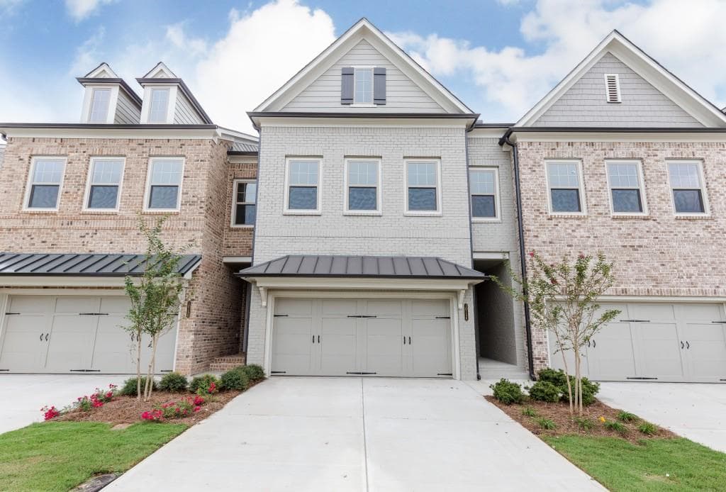 10156 Windalier Way, Roswell, GA 30076 — most recent listing photo