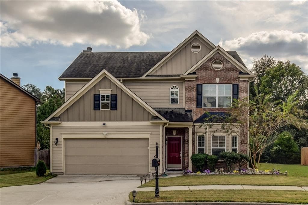 4 bedroom, 2,244 sq ft single family residence sold at 1233 Amanda Jill Court, Lawrenceville, GA 30045