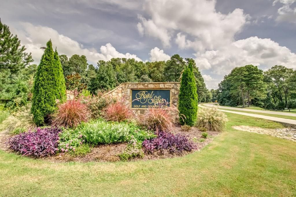4472 LONGMEAD Road, Flowery Branch, GA 30542 — most recent listing photo