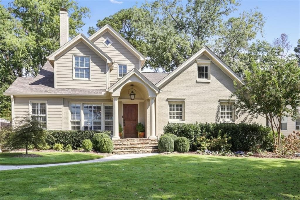4 bedroom, 2,750 sq ft single family residence sold at 244 Midvale Drive, Atlanta, GA 30342