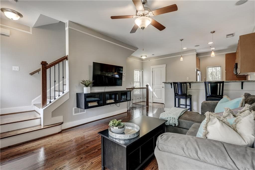 220 Semel Circle 132, Atlanta, GA 30309 — most recent listing photo