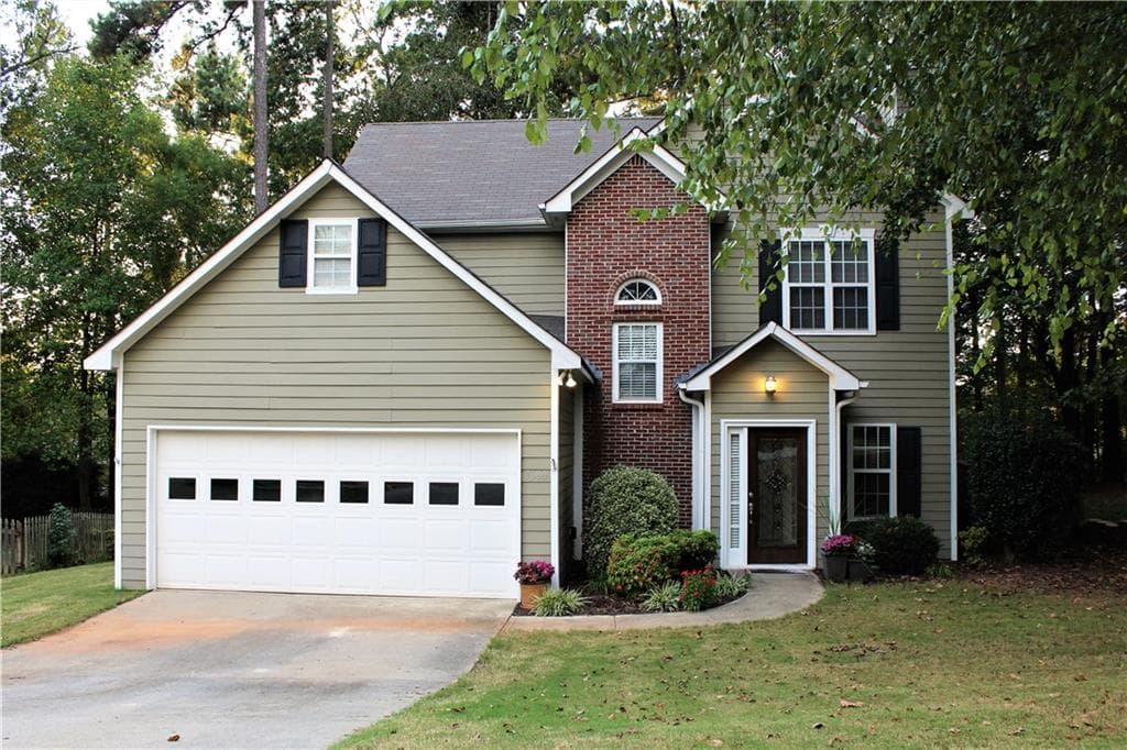 3 bedroom, 1,676 sq ft single family residence sold at 3380 English Oaks Drive, Kennesaw, GA 30144