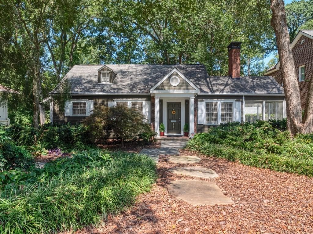 3 bedroom, 1,723 sq ft single family residence sold at 824 Ponce De Leon Terrace, Atlanta, GA 30306