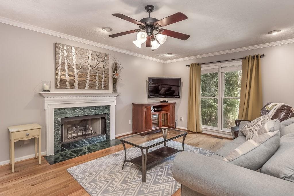 48 Debonaire Drive, Marietta, GA 30064 — most recent listing photo