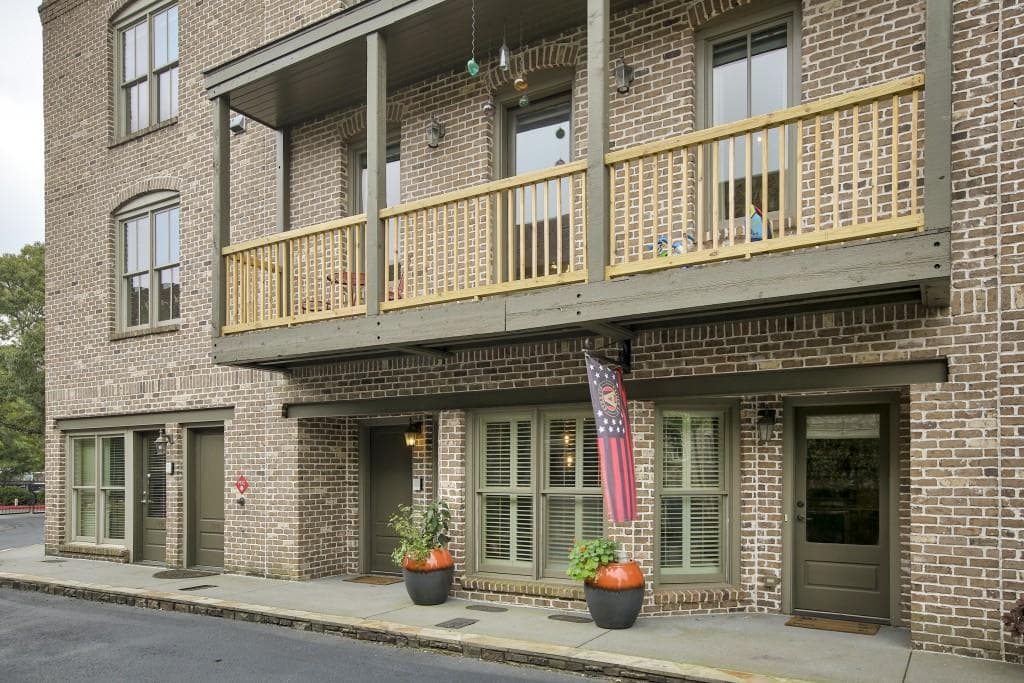 3 bedroom condominium sold at 110 Green Oak Drive, Roswell, GA 30075
