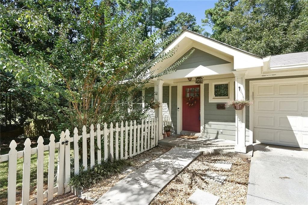 3172 Bobbie Lane, Decatur, GA 30032 — most recent listing photo