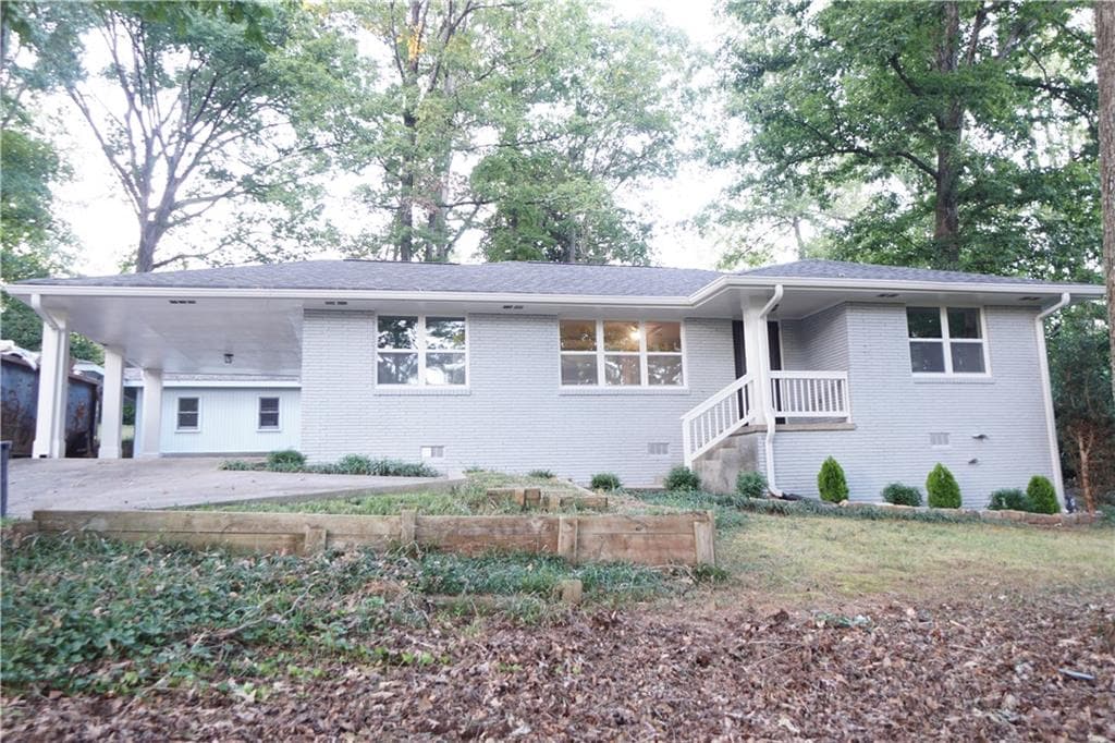3 bedroom, 1,269 sq ft single family residence sold at 3260 N Druid Hills Road, Decatur, GA 30033