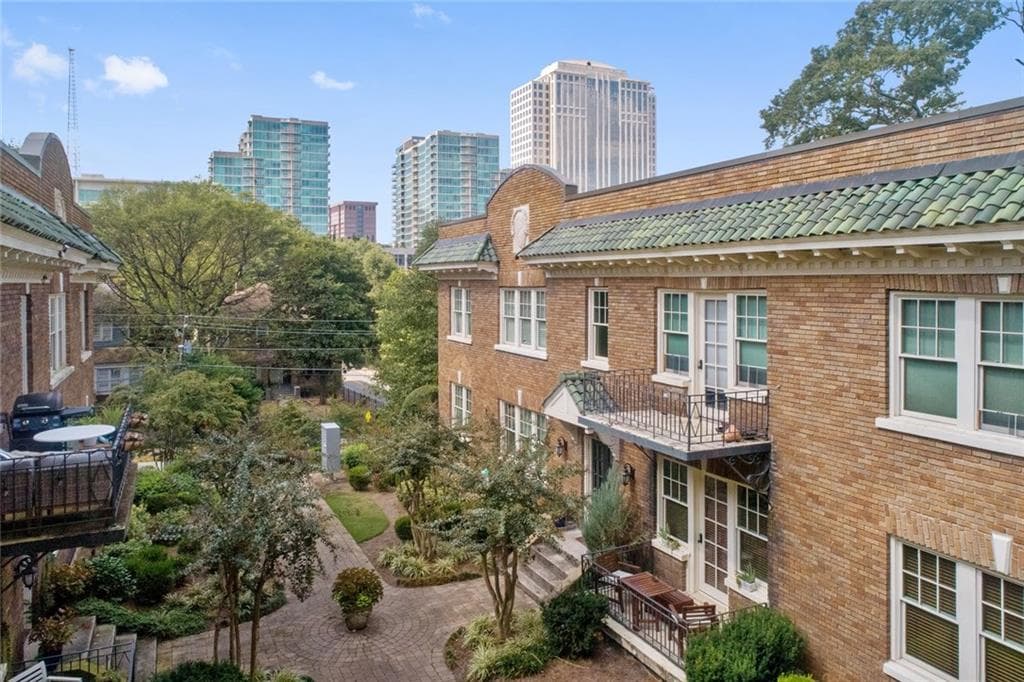 907 Piedmont Avenue 9, Atlanta, GA 30309 — most recent listing photo