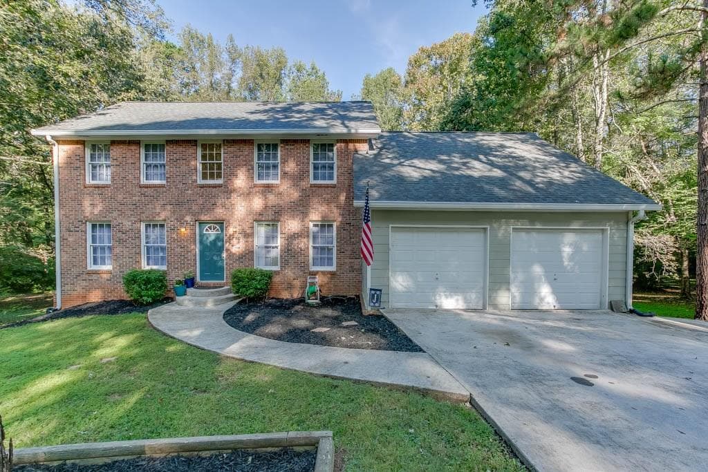 5216 Golfcrest Circle, Stone Mountain, GA 30088 — most recent listing photo
