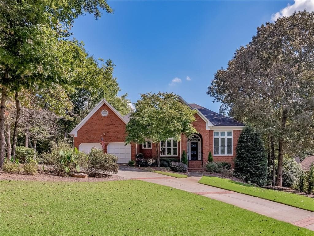 6055 Whitehall Run, Suwanee, GA 30024 — most recent listing photo