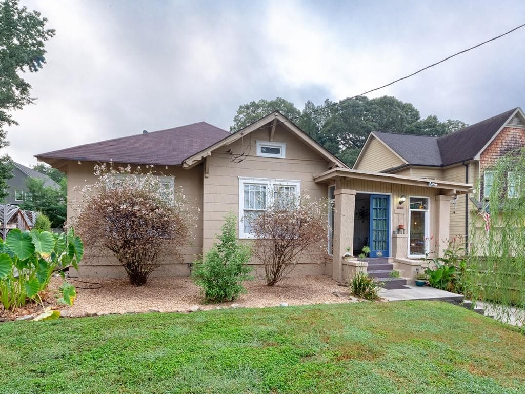 triplex sold at 1751 Marietta Road, Atlanta, GA 30318
