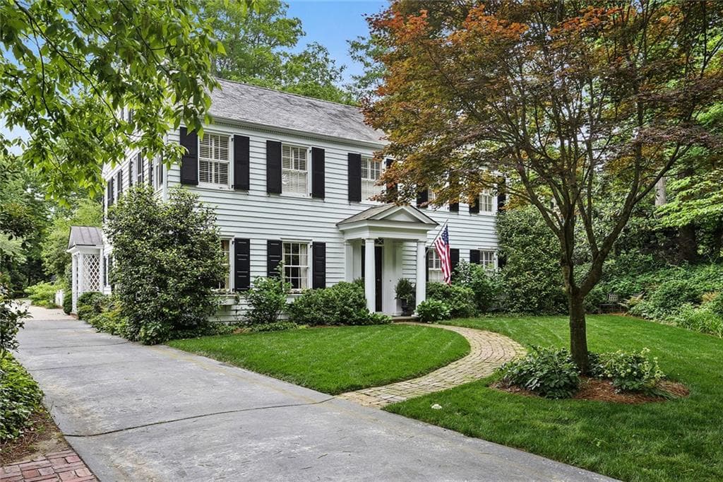 4 bedroom single family residence sold at 2835 Andrews Drive, Atlanta, GA 30305