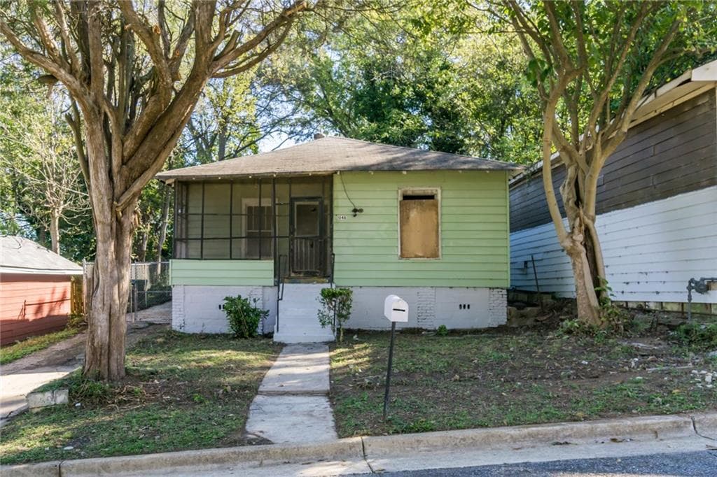 3 bedroom, 1,190 sq ft single family residence sold at 1048 O Henry Street, Atlanta, GA 30315