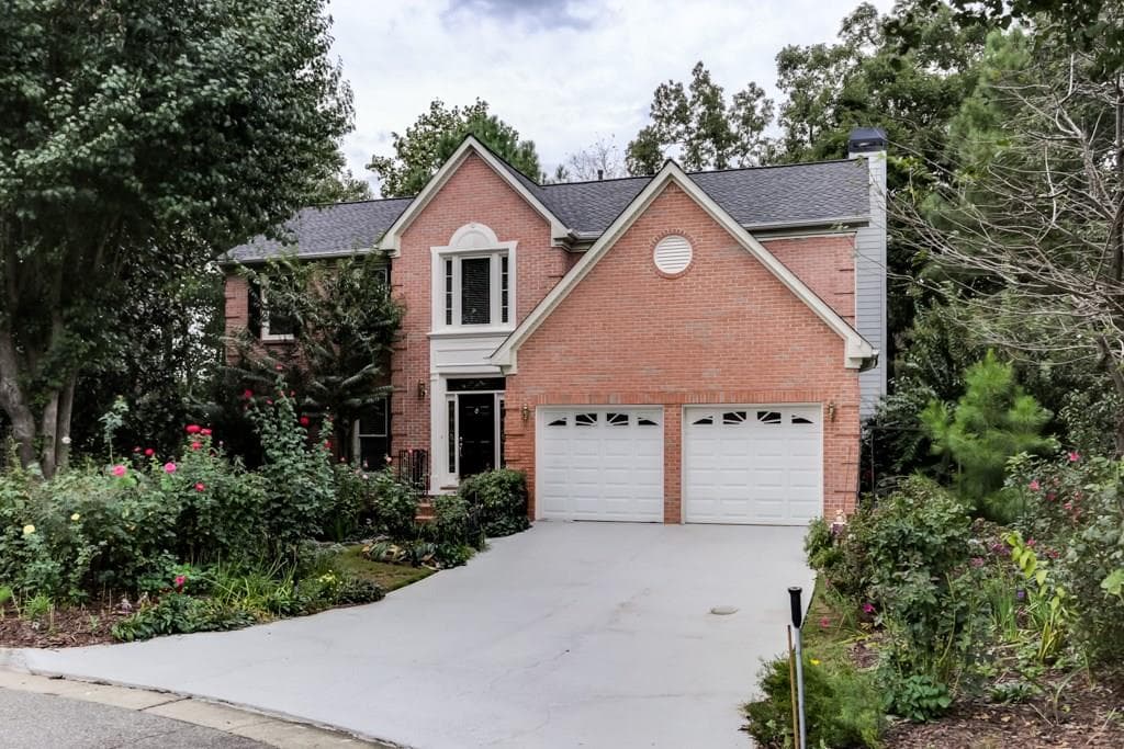 4 bedroom, 3,746 sq ft single family residence sold at 4120 Daniel Green Trail, Smyrna, GA 30080