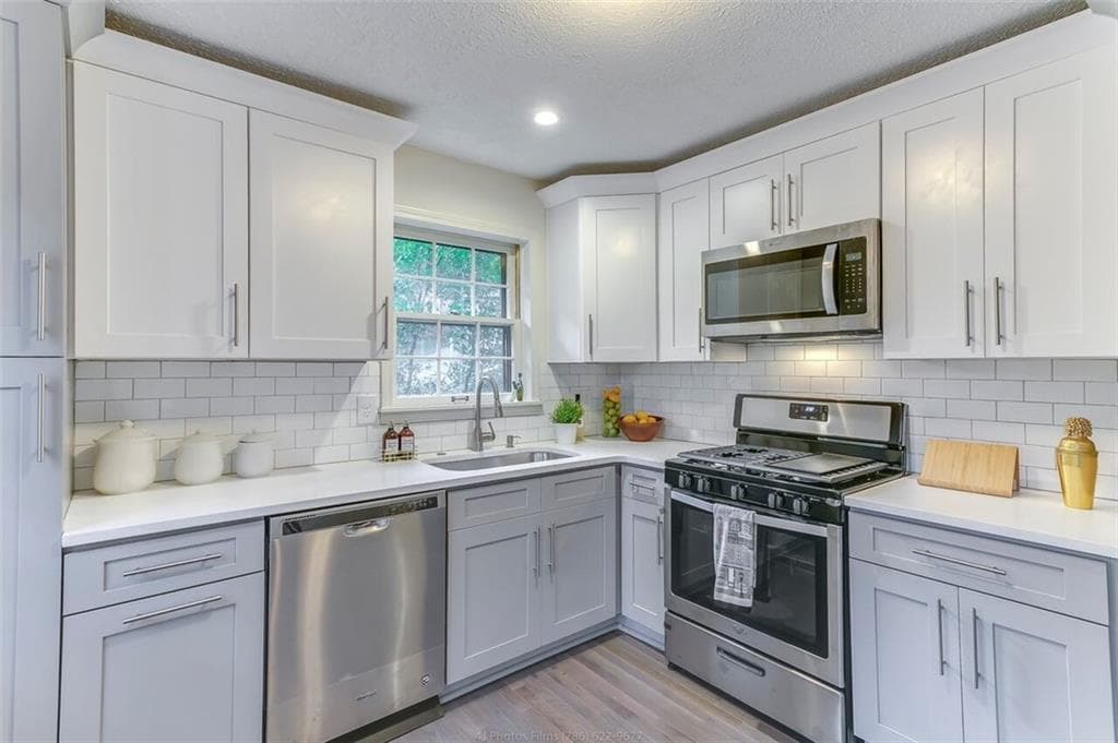 3 bedroom, 1,424 sq ft single family residence sold at 4110 Oak Ferry Drive, Kennesaw, GA 30144
