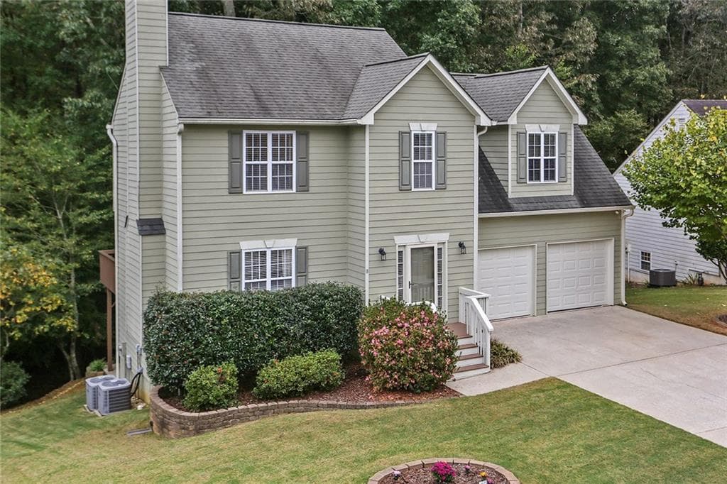 4 bedroom, 2,132 sq ft single family residence sold at 3053 Lexington Avenue, Woodstock, GA 30189