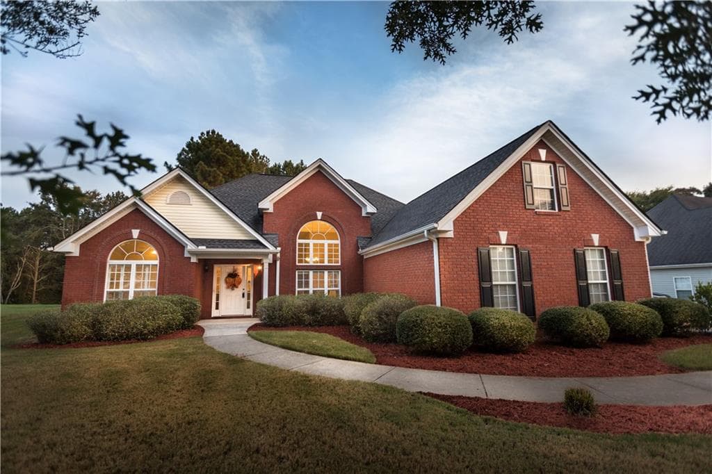 3 bedroom, 1,985 sq ft single family residence sold at 1010 MONTICELLO Drive, Monroe, GA 30655
