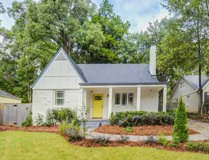 4 bedroom, 1,716 sq ft single family residence sold at 2562 Hosea L Williams Drive, Atlanta, GA 30317