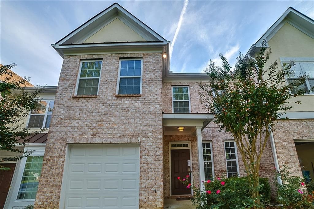 392 Saint Claire Drive, Alpharetta, GA 30004 — most recent listing photo
