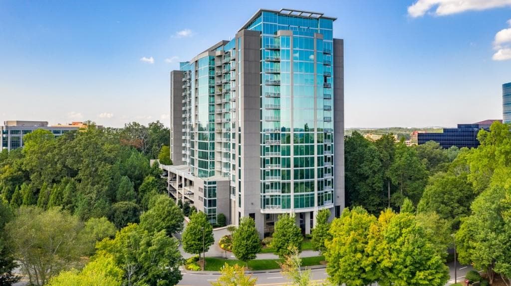 3 bedroom, 3,350 sq ft condominium sold at 3300 Windy Ridge Parkway 1722, Atlanta, GA 30339